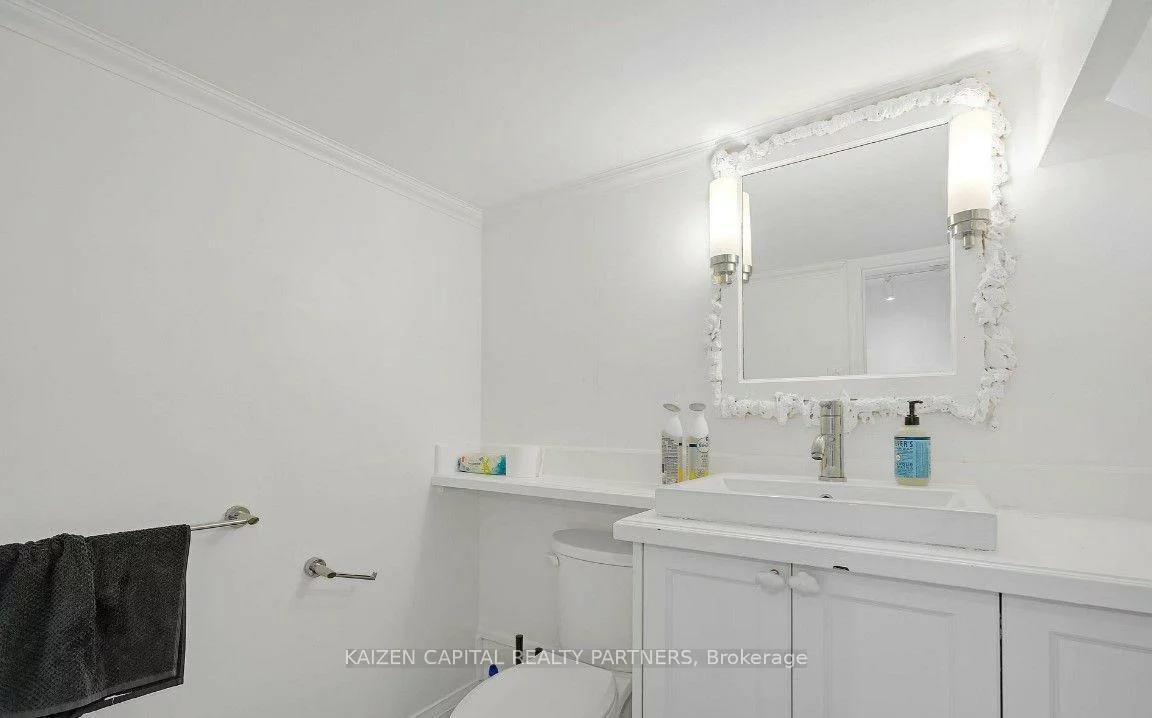 398, King, Moss Park, Toronto