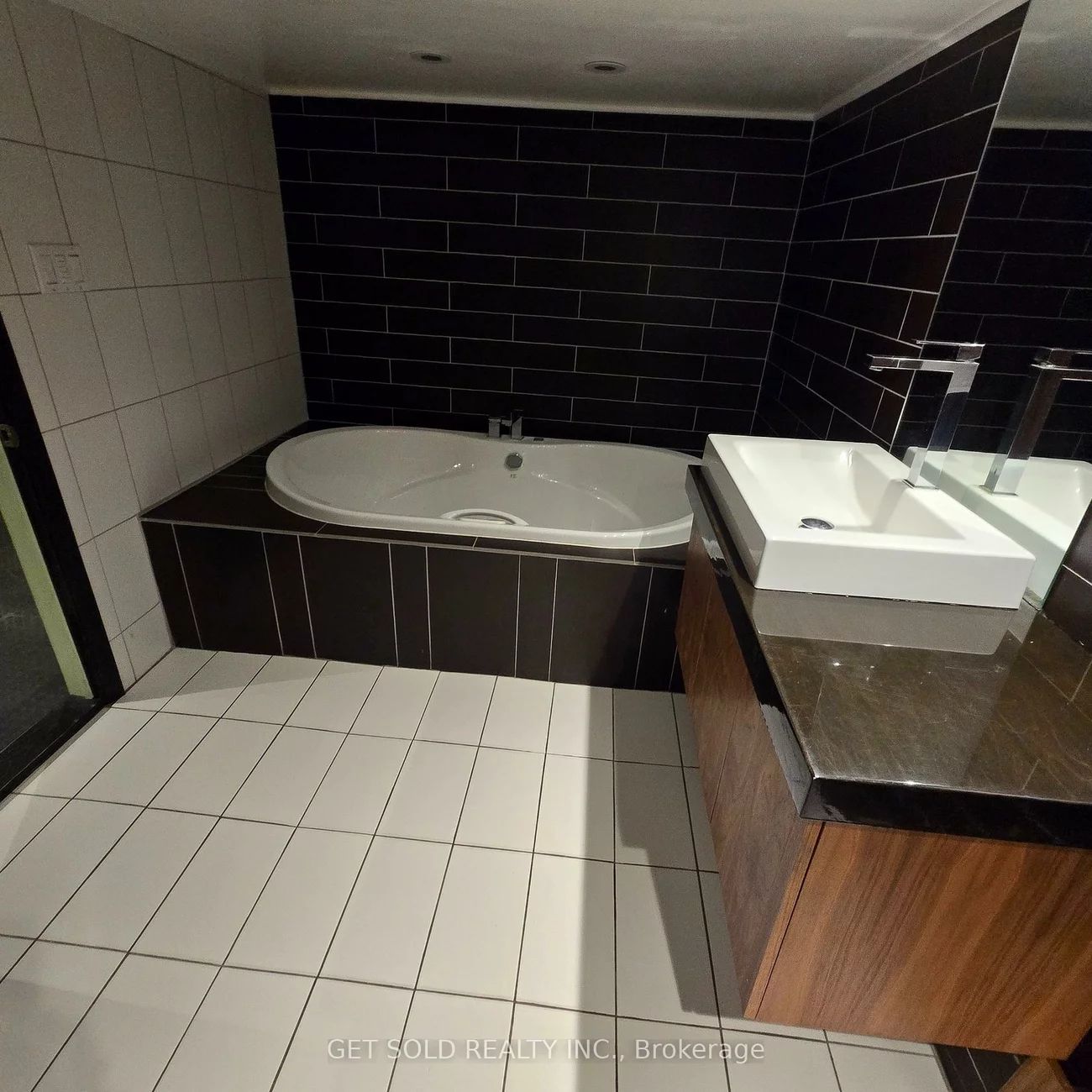 348, Dupont, Annex, Toronto