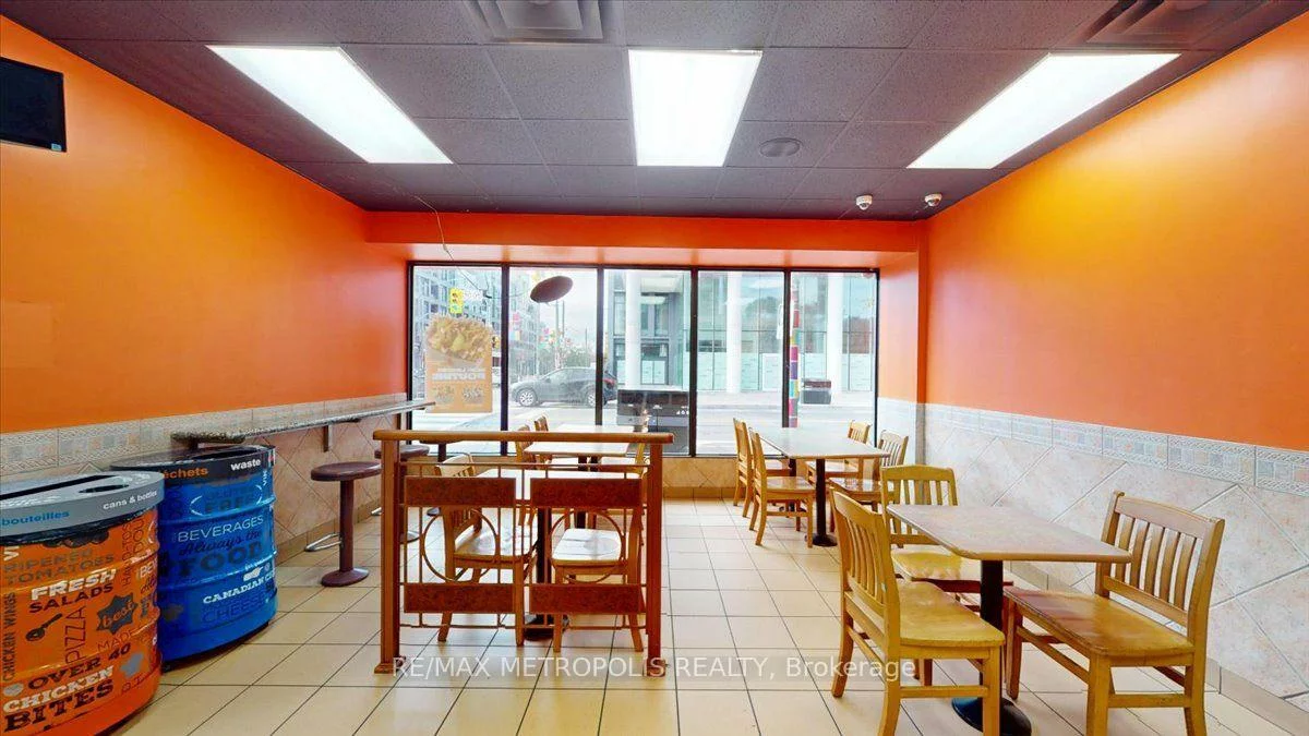 558, BLOOR ST, Annex, Toronto