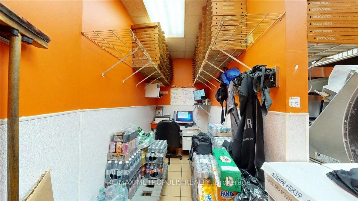 558, BLOOR ST, Annex, Toronto