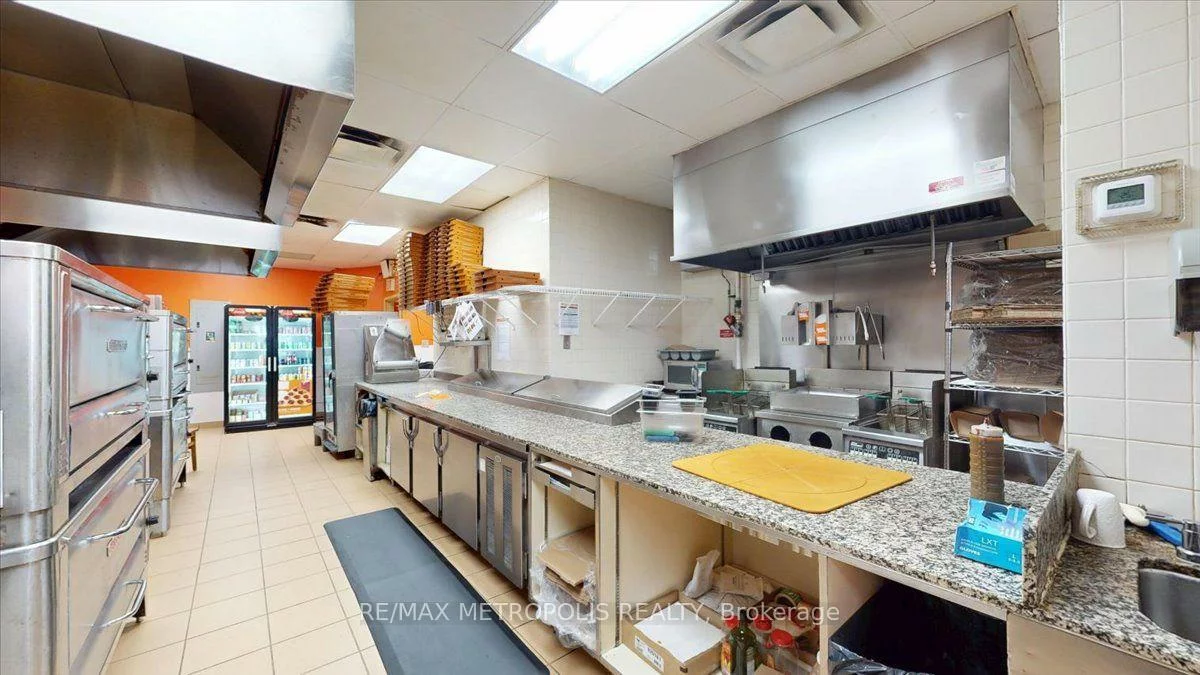 558, BLOOR ST, Annex, Toronto