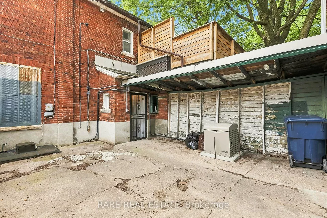 198 1/2, Carlton, Cabbagetown-South St. James Town, Toronto