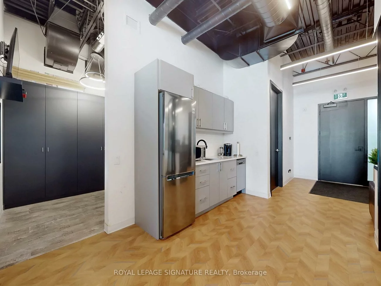 52, Scarsdale, Banbury-Don Mills, Toronto