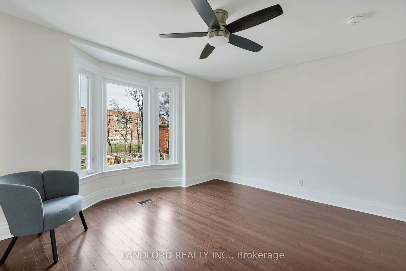 107A, Scollard, Annex, Toronto
