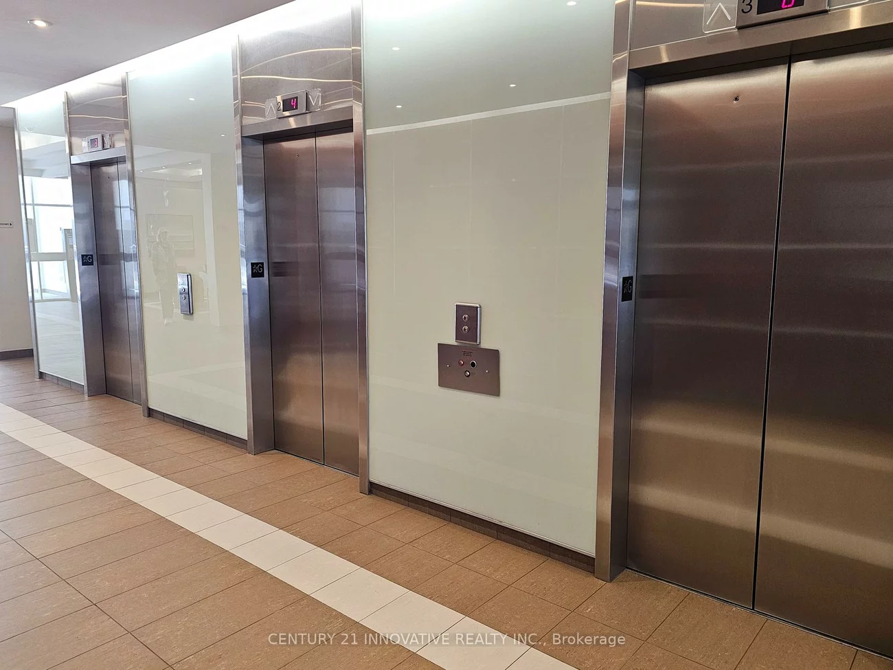 220, Duncan Mill, St. Andrew-Windfields, Toronto