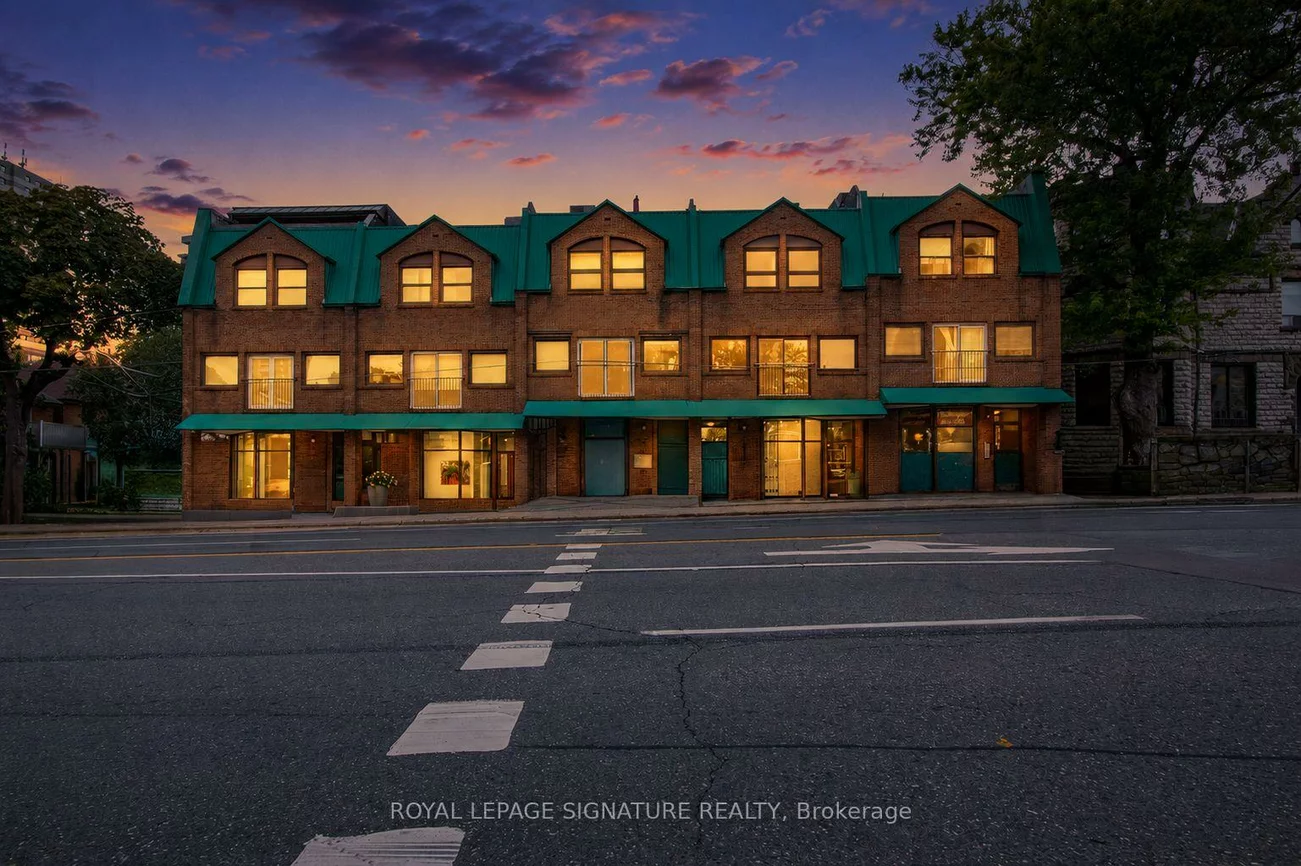 220, Avenue, Annex, Toronto