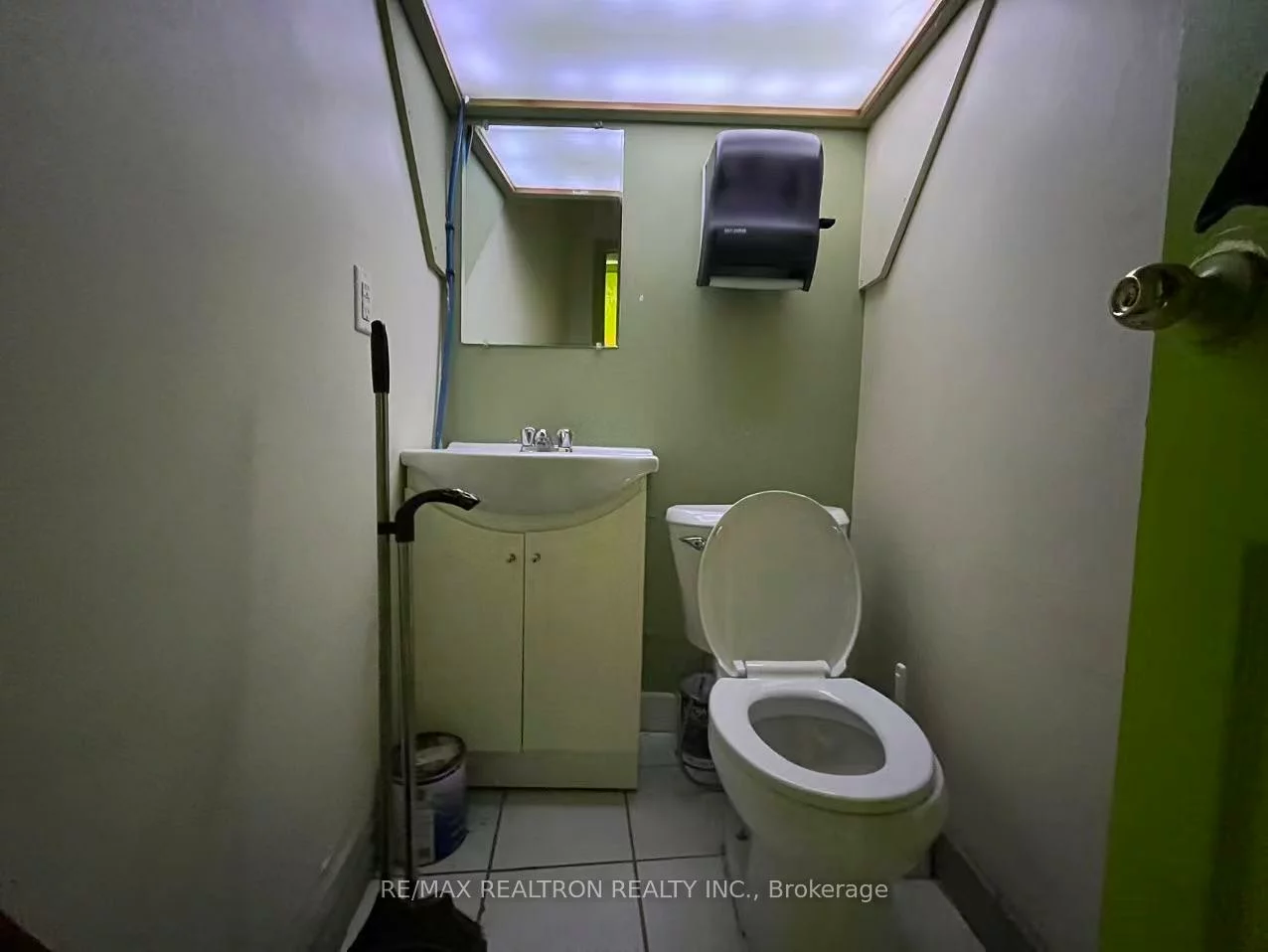 5, Northtown, Willowdale East, Toronto