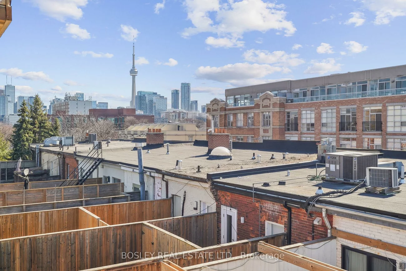 890, Queen, Trinity-Bellwoods, Toronto