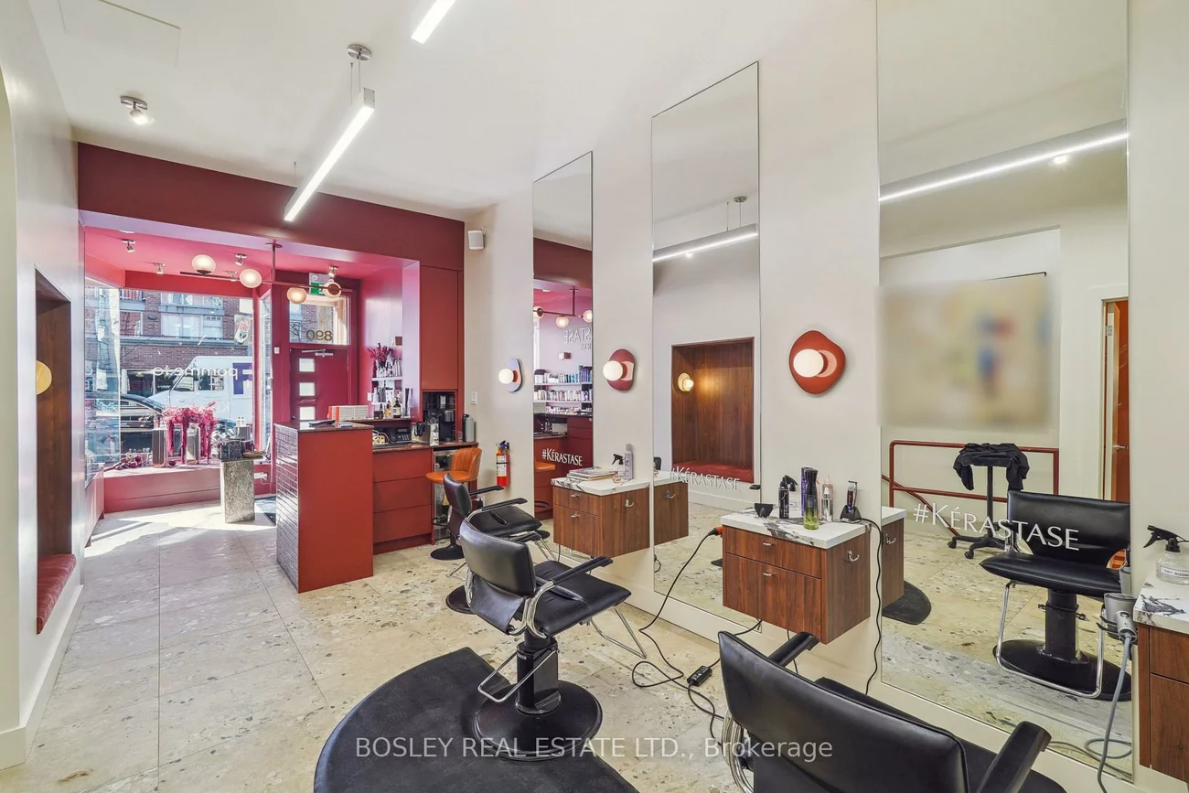 890, Queen, Trinity-Bellwoods, Toronto