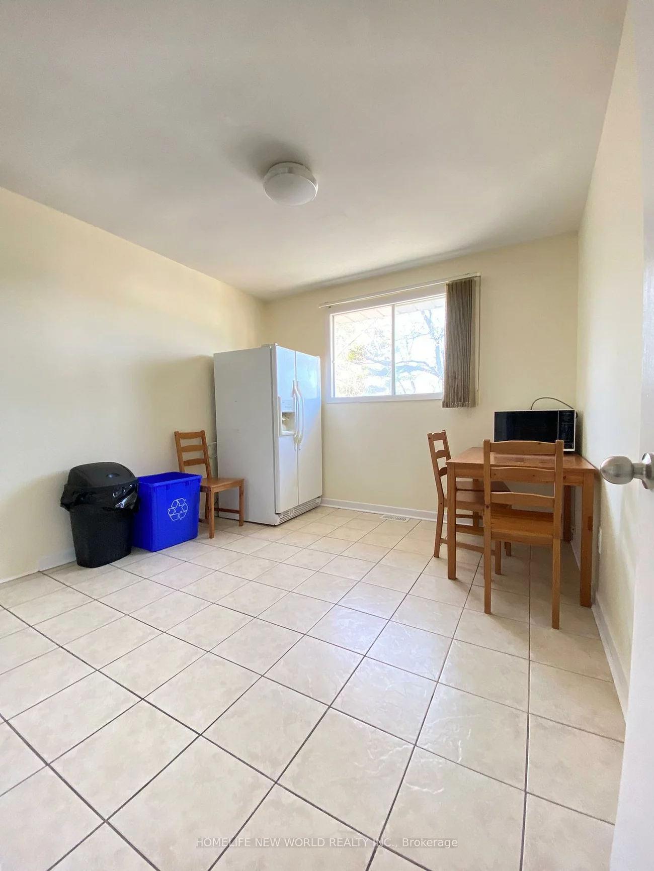 290, sheppard, Lansing-Westgate, Toronto