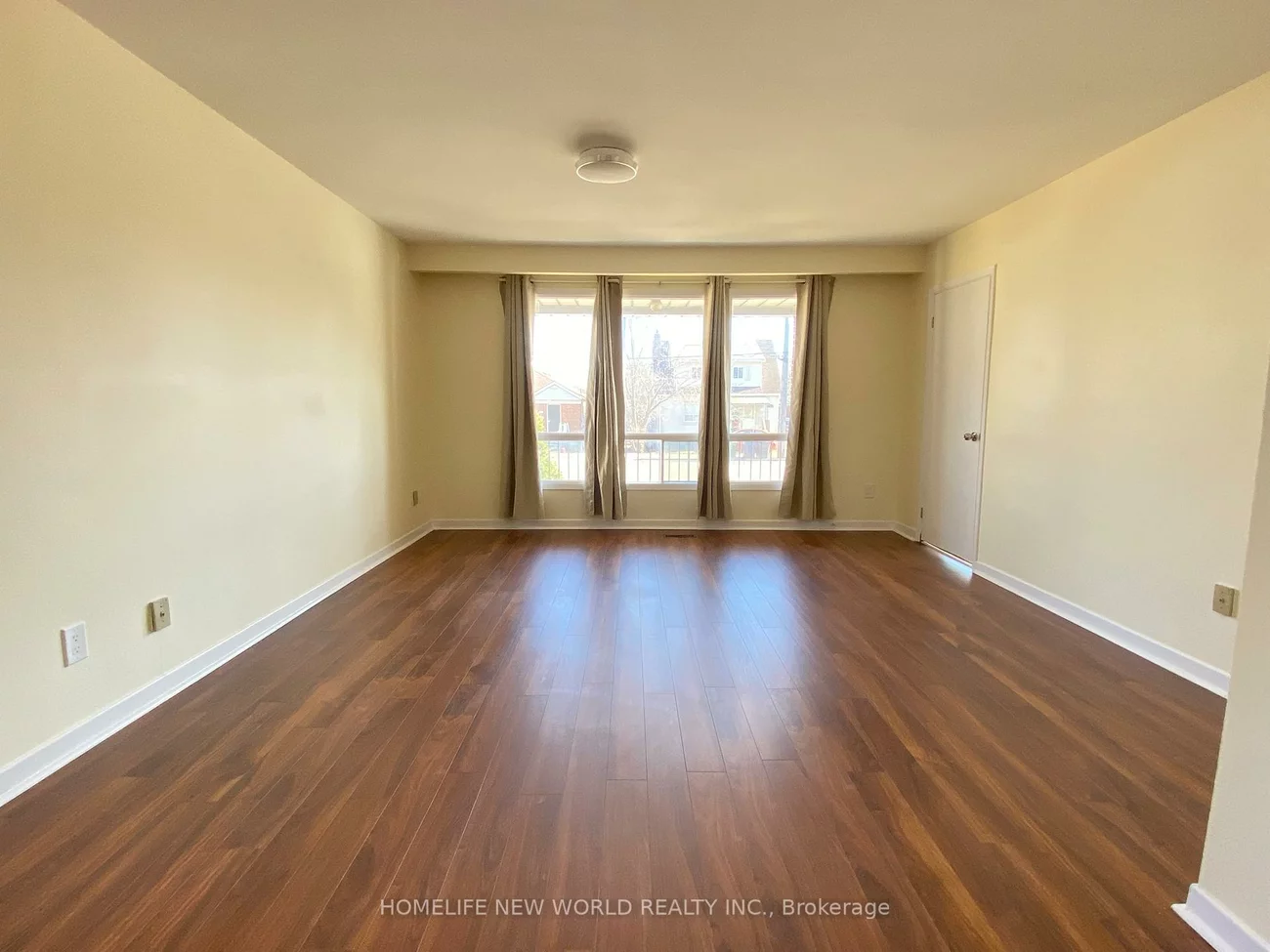 290, sheppard, Lansing-Westgate, Toronto