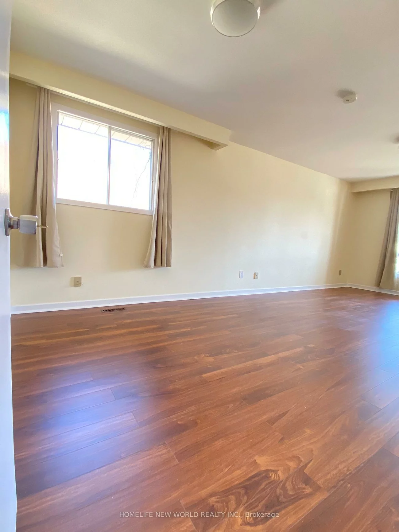 290, sheppard, Lansing-Westgate, Toronto