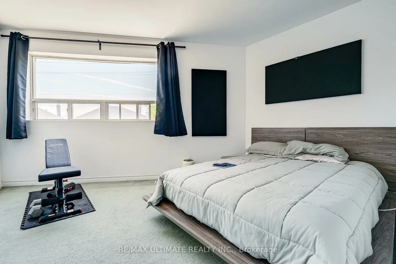 427-429, Vaughan, Humewood-Cedarvale, Toronto