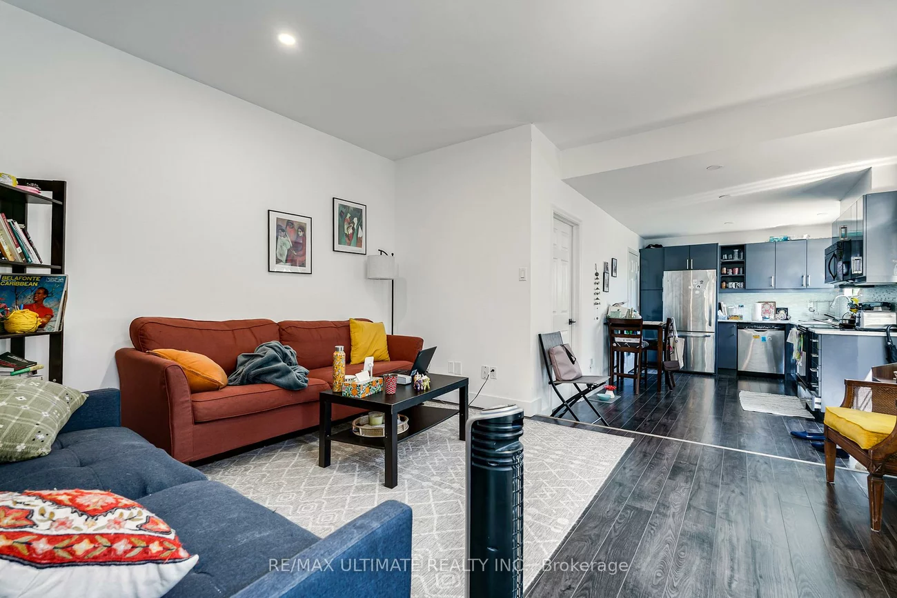 427-429, Vaughan, Humewood-Cedarvale, Toronto