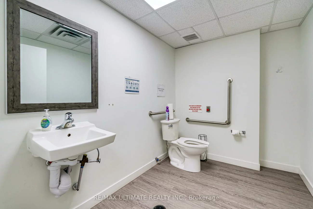 427-429, Vaughan, Humewood-Cedarvale, Toronto