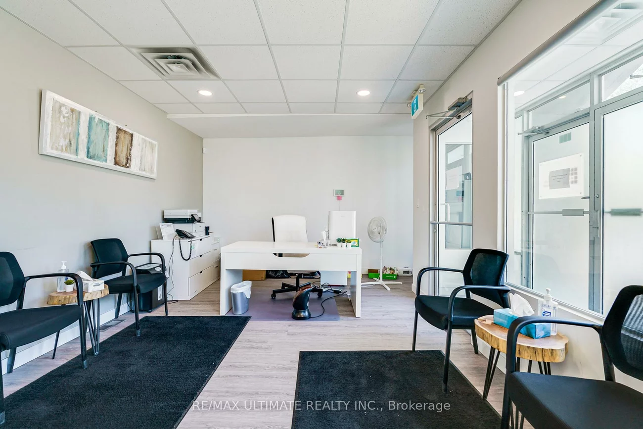 427-429, Vaughan, Humewood-Cedarvale, Toronto