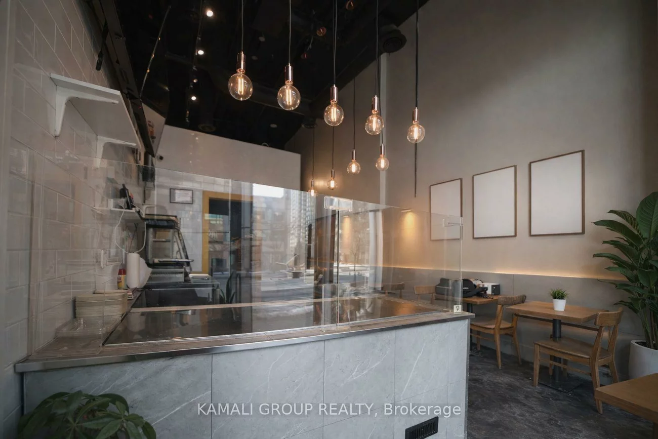 28, Finch, Newtonbrook West, Toronto