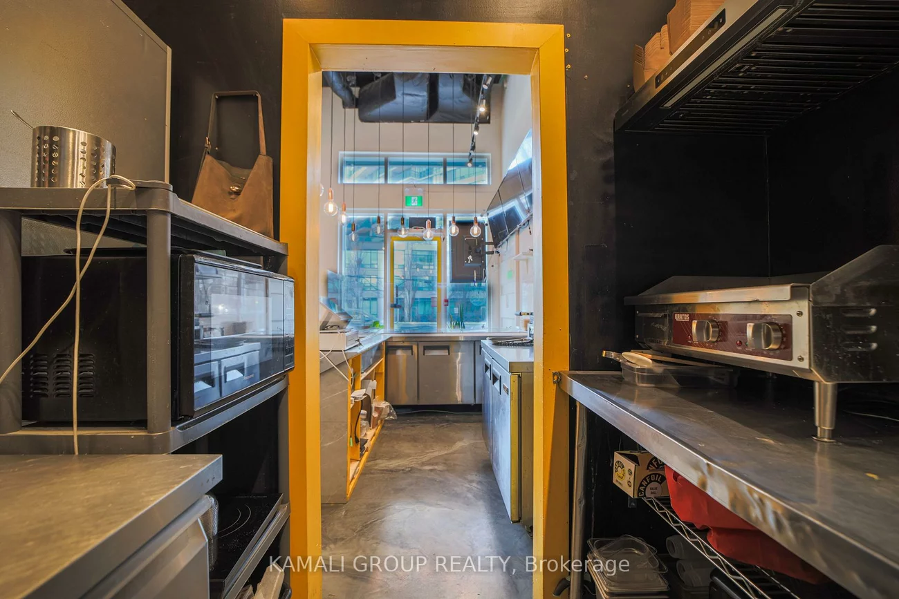 28, Finch, Newtonbrook West, Toronto