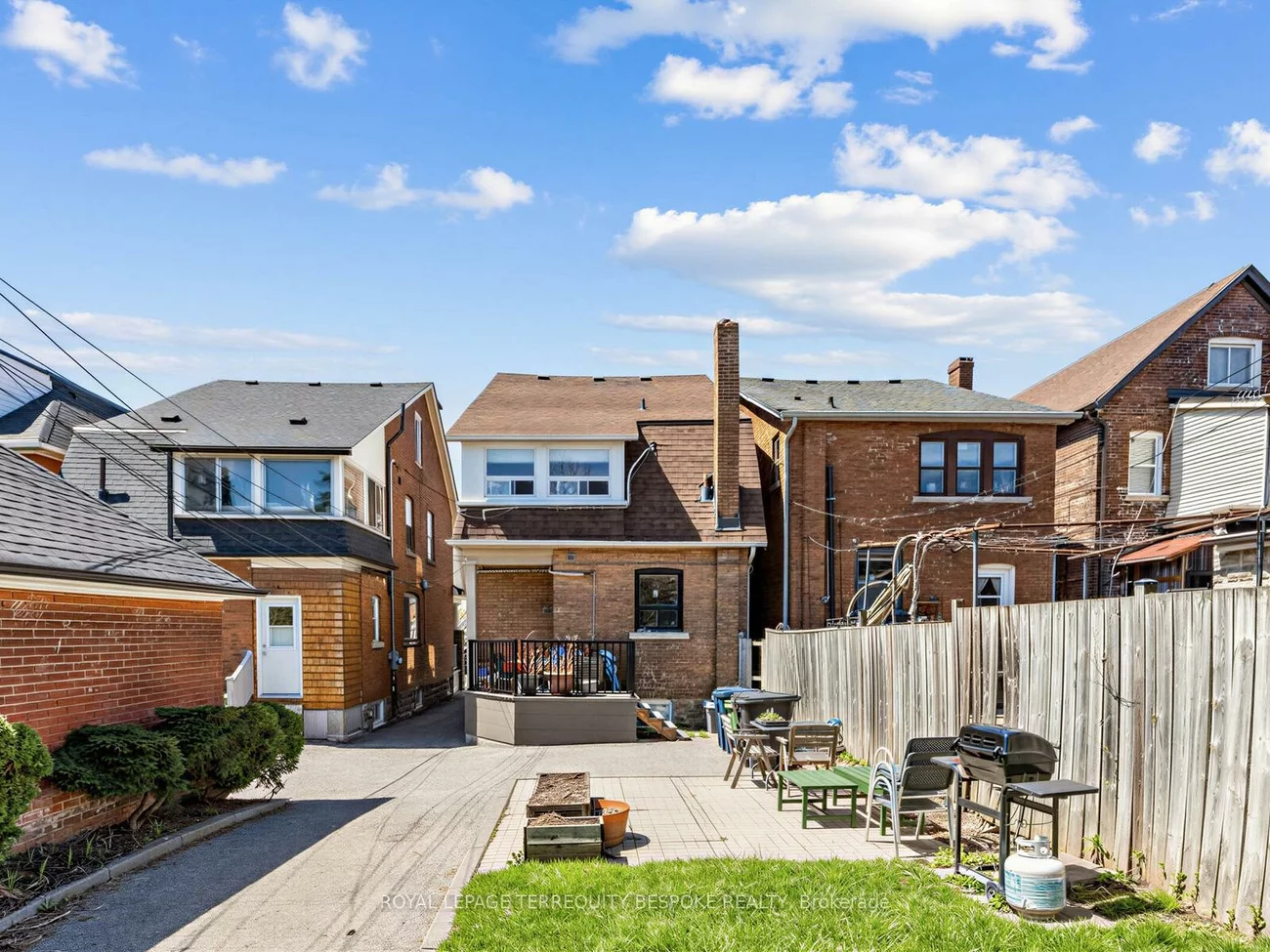 279, Lauder, Oakwood Village, Toronto
