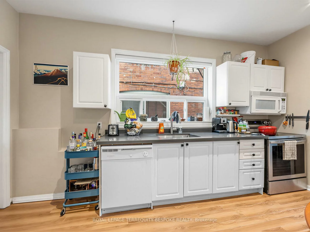 279, Lauder, Oakwood Village, Toronto