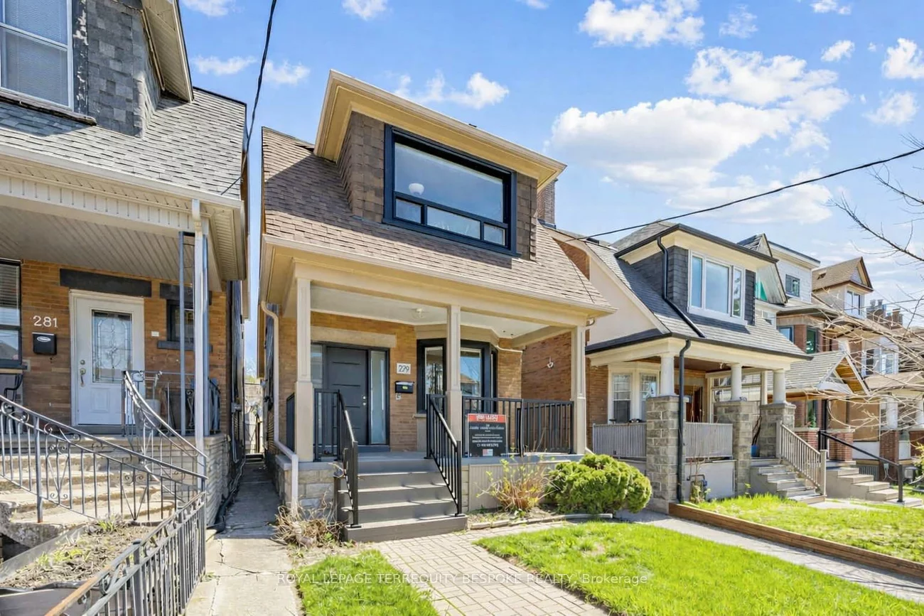 279, Lauder, Oakwood Village, Toronto