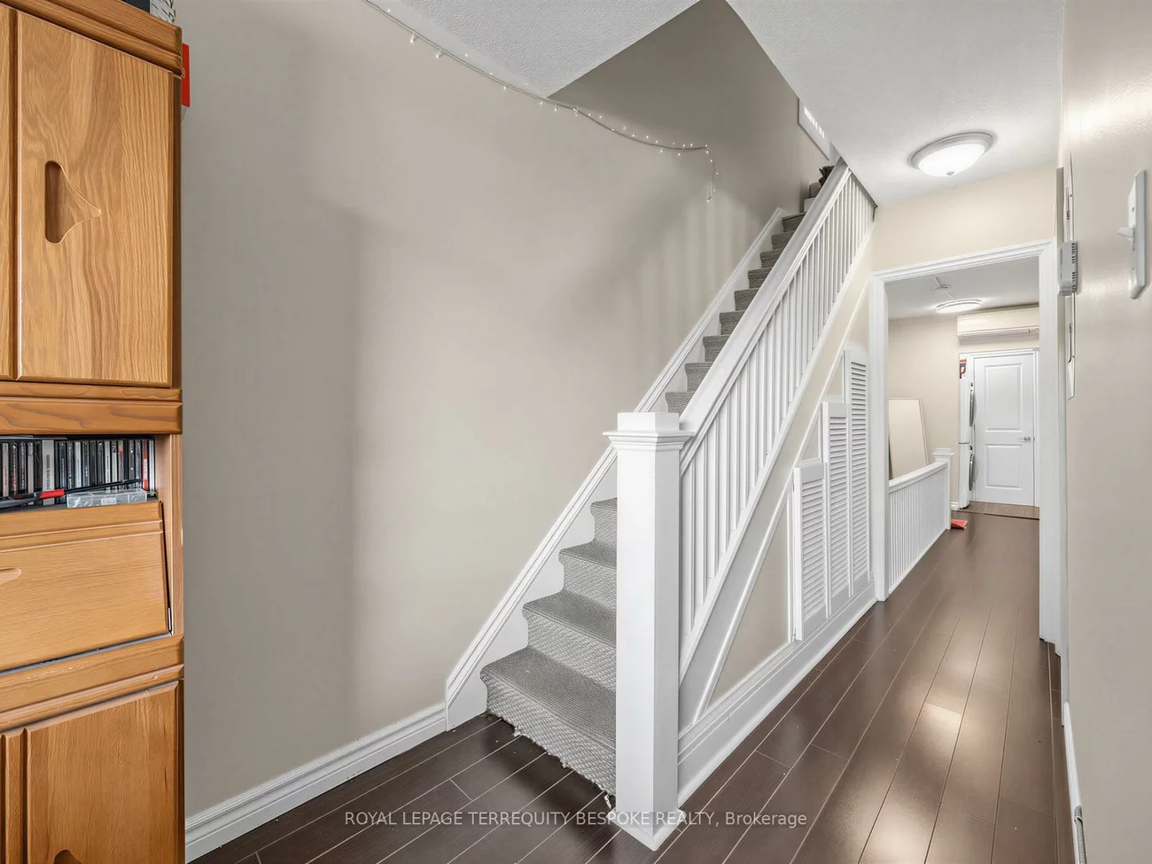 279, Lauder, Oakwood Village, Toronto