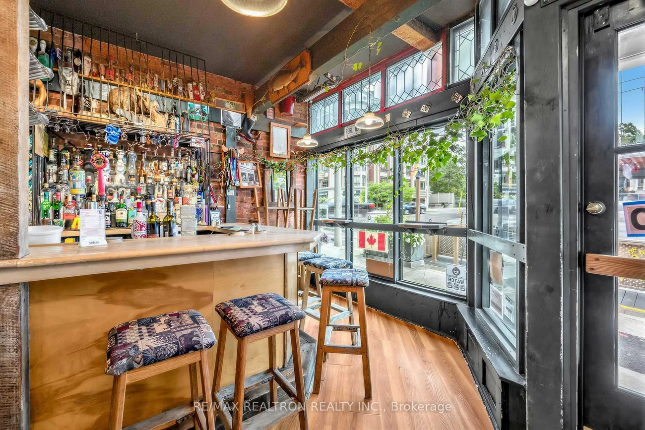 1068, Yonge, Rosedale-Moore Park, Toronto