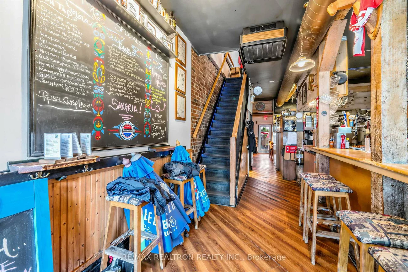 1068, Yonge, Rosedale-Moore Park, Toronto