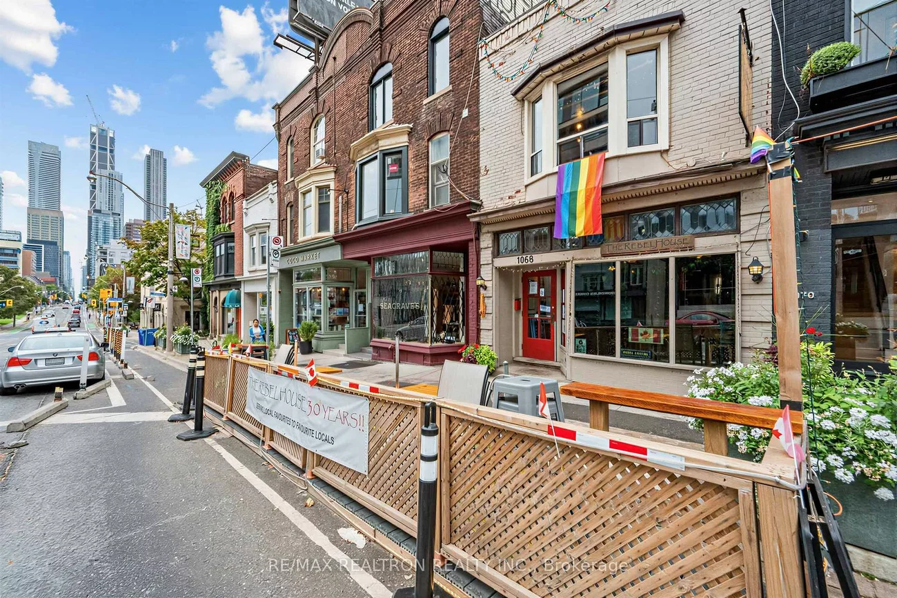 1068, Yonge, Rosedale-Moore Park, Toronto