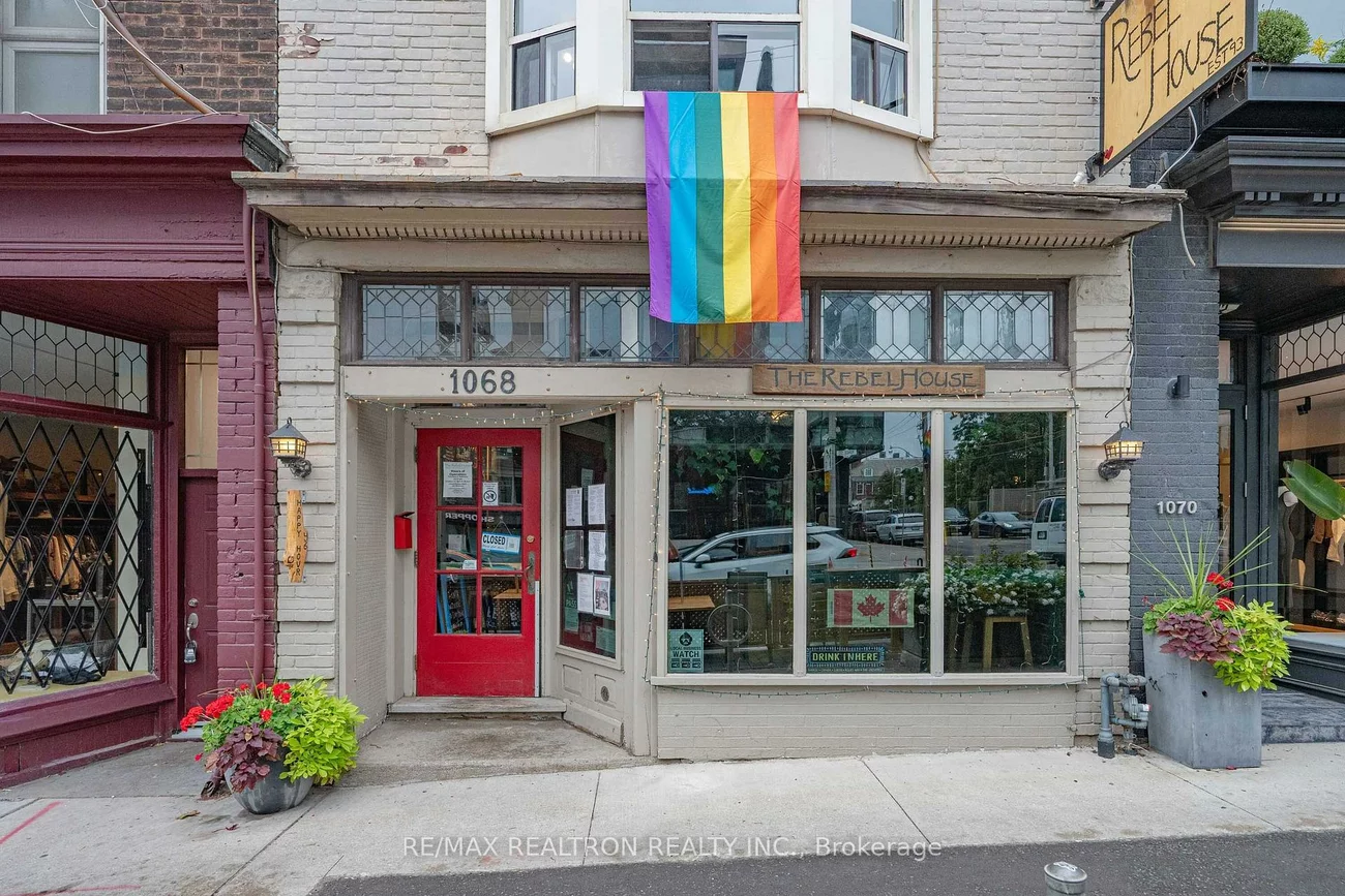 1068, Yonge, Rosedale-Moore Park, Toronto