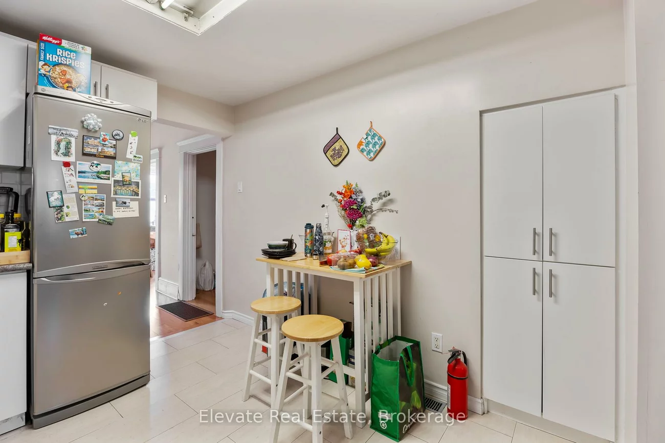 846, College, Palmerston-Little Italy, Toronto