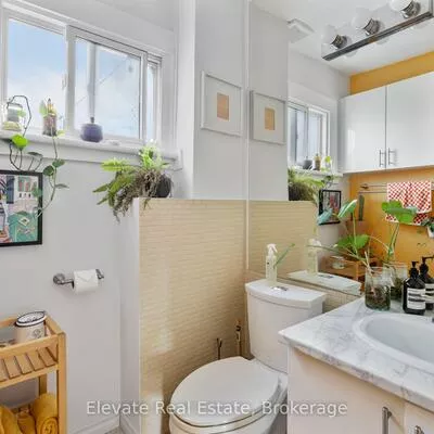 Commercial for sale, 846, College, Palmerston-Little Italy, Toronto