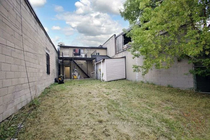 617, Vaughn, Oakwood Village, Toronto