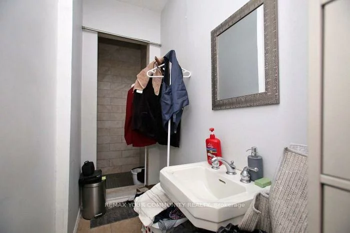 617, Vaughn, Oakwood Village, Toronto