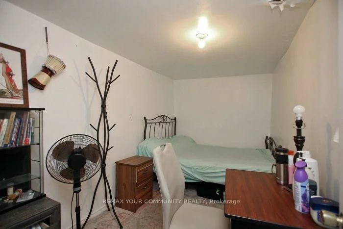 617, Vaughn, Oakwood Village, Toronto