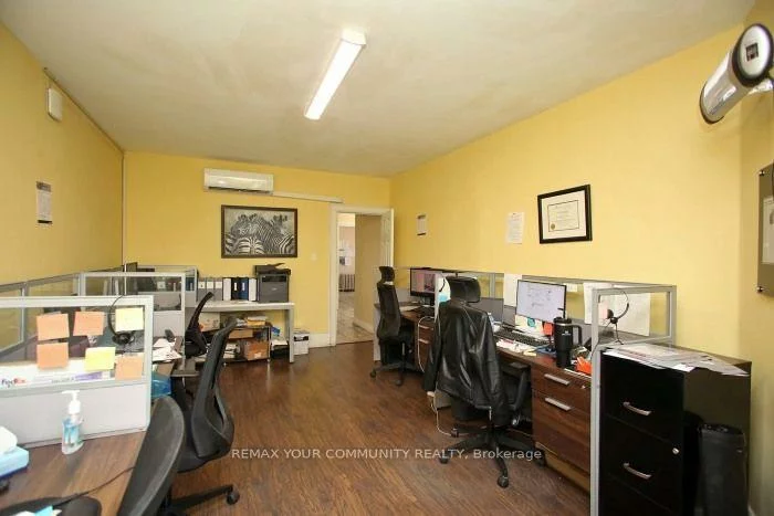 617, Vaughn, Oakwood Village, Toronto