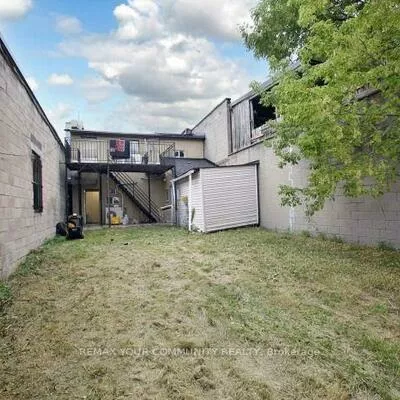Commercial for sale, 617, Vaughn, Oakwood Village, Toronto
