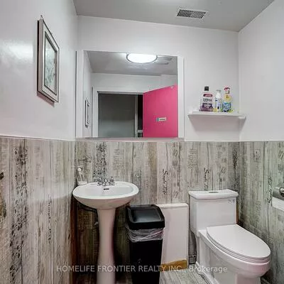 Commercial for sale, 482, Bloor, Annex, Toronto