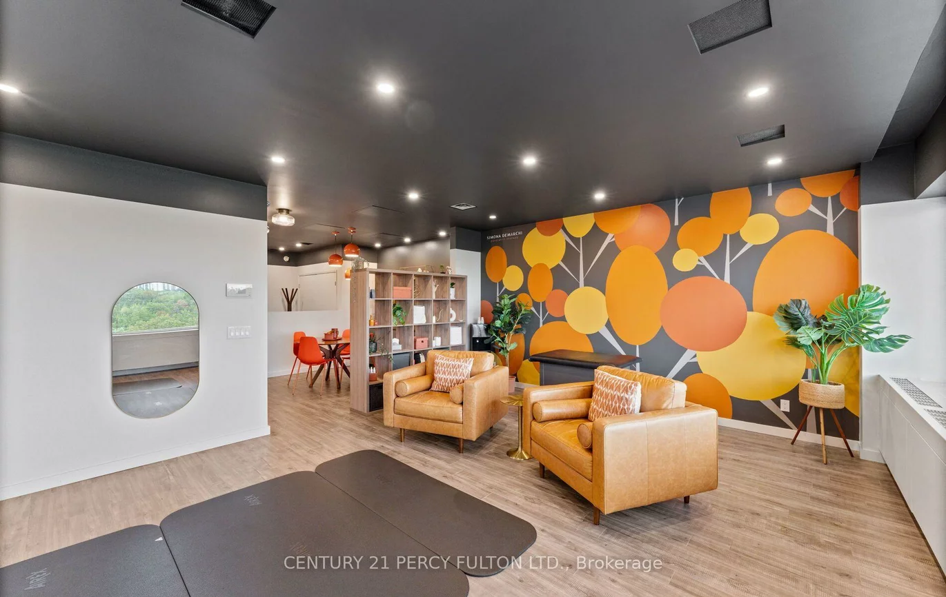 220, Duncan Mill, St. Andrew-Windfields, Toronto