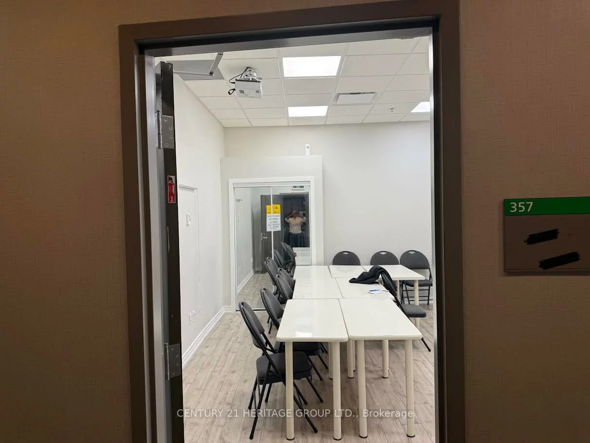 4750, Yonge, Lansing-Westgate, Toronto