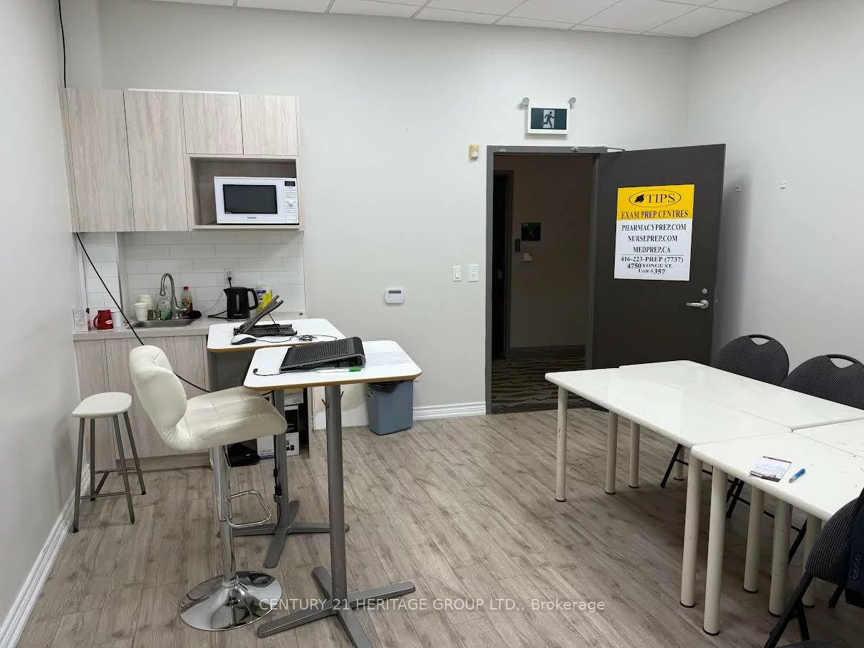 4750, Yonge, Lansing-Westgate, Toronto