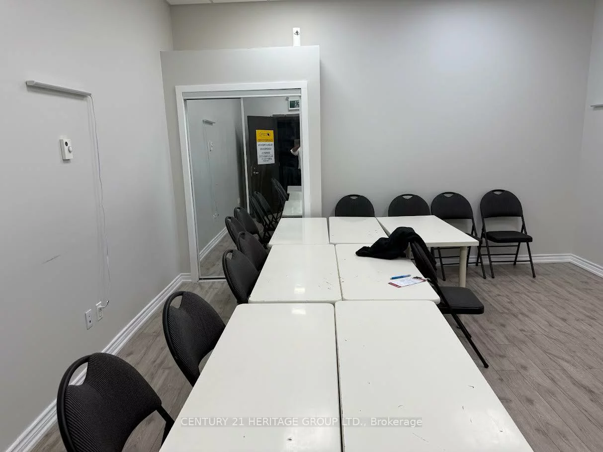 4750, Yonge, Lansing-Westgate, Toronto