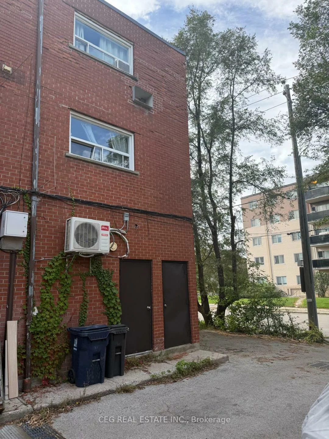 3901, Bathurst, Lansing-Westgate, Toronto