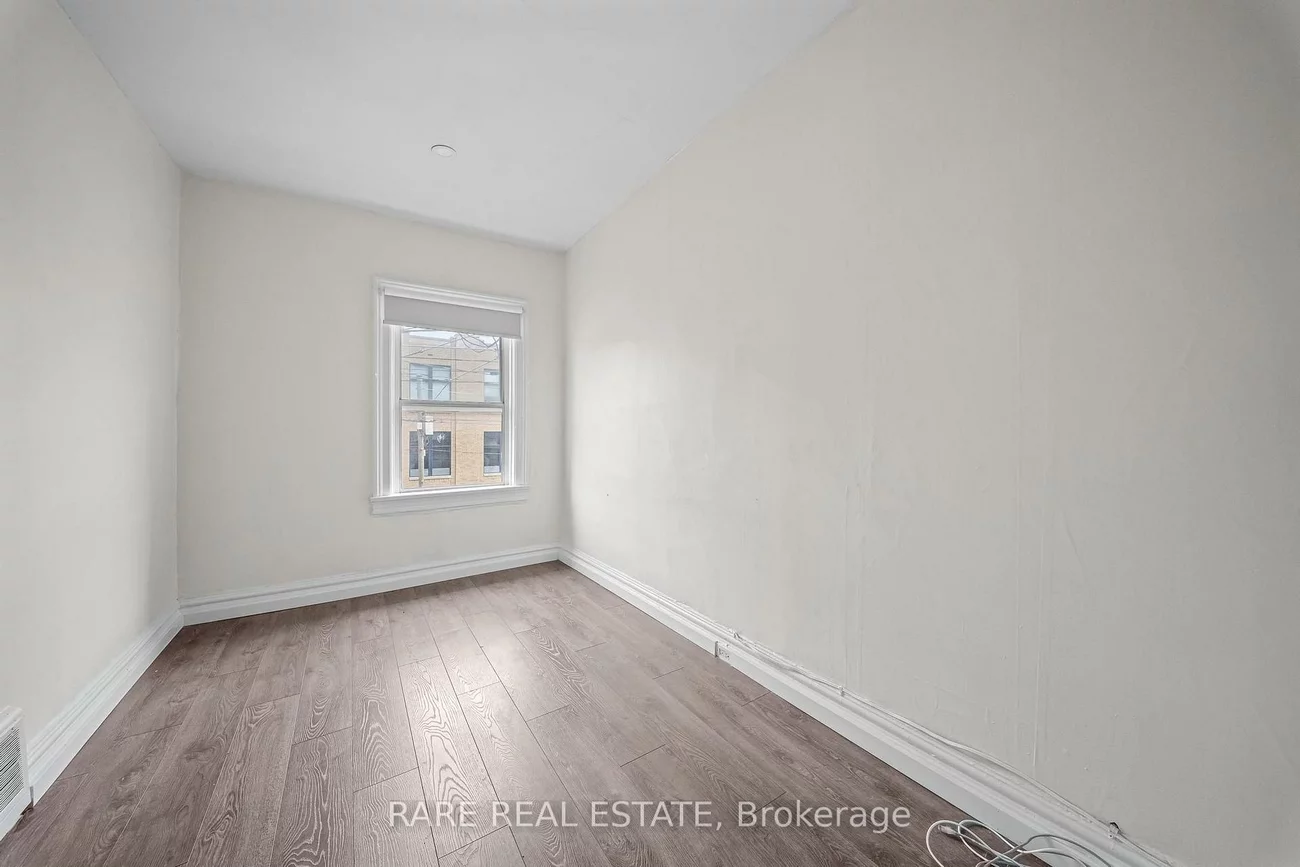 200, Bathurst, Trinity-Bellwoods, Toronto