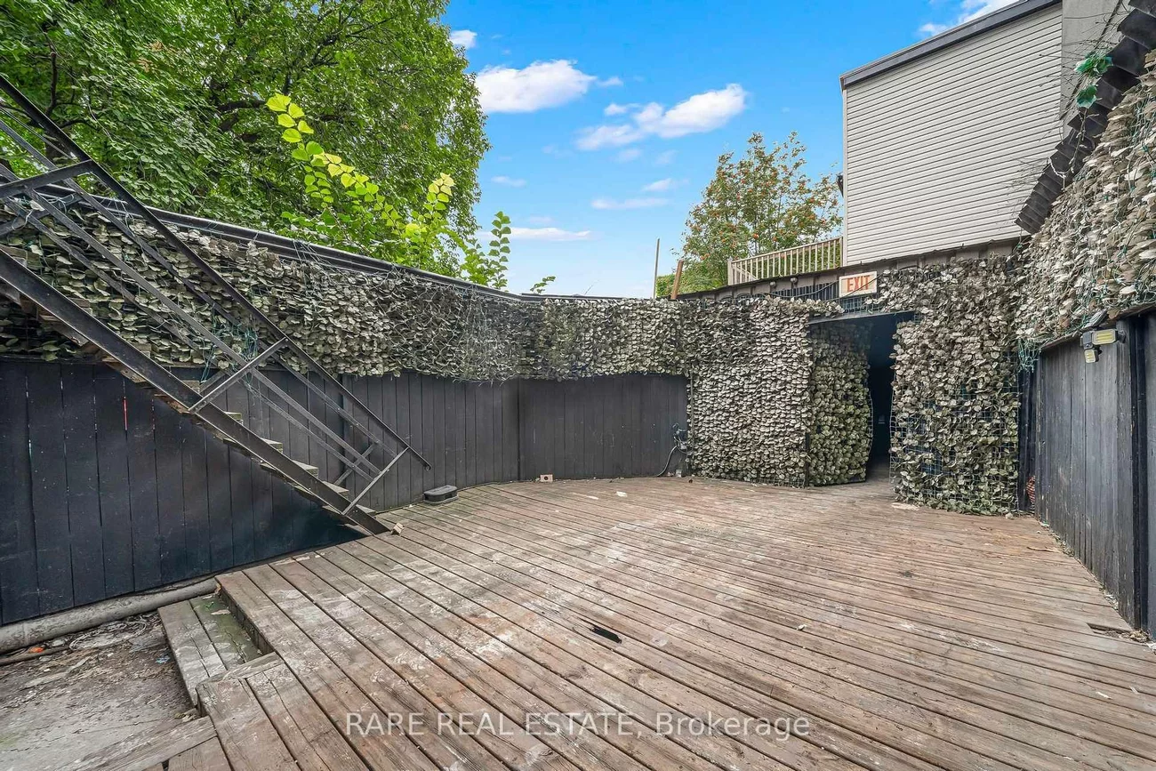 200, Bathurst, Trinity-Bellwoods, Toronto