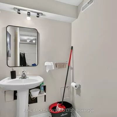 Commercial for sale, 803, Dundas, Trinity-Bellwoods, Toronto