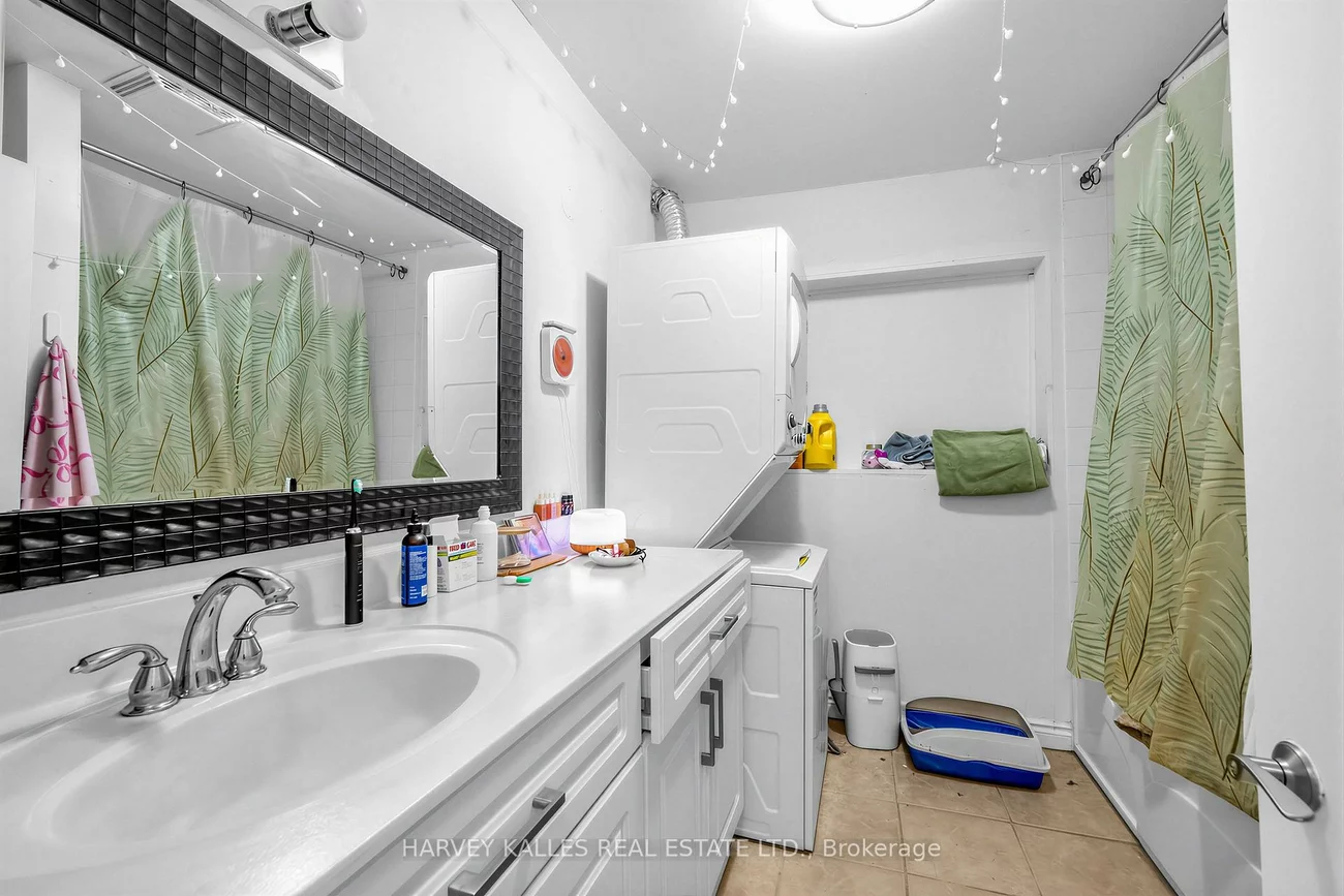506, Adelaide, Waterfront Communities C1, Toronto