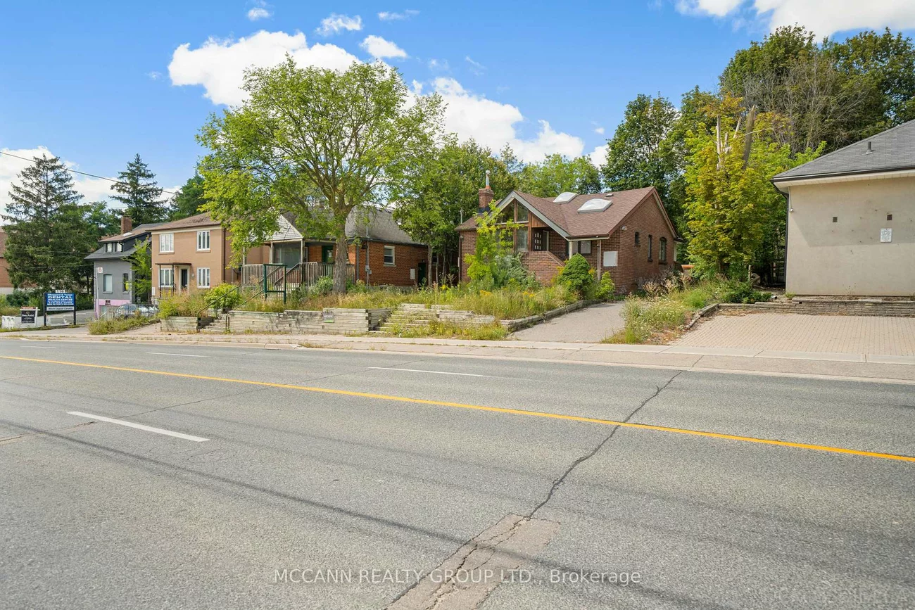 110-112, Sheppard, Lansing-Westgate, Toronto
