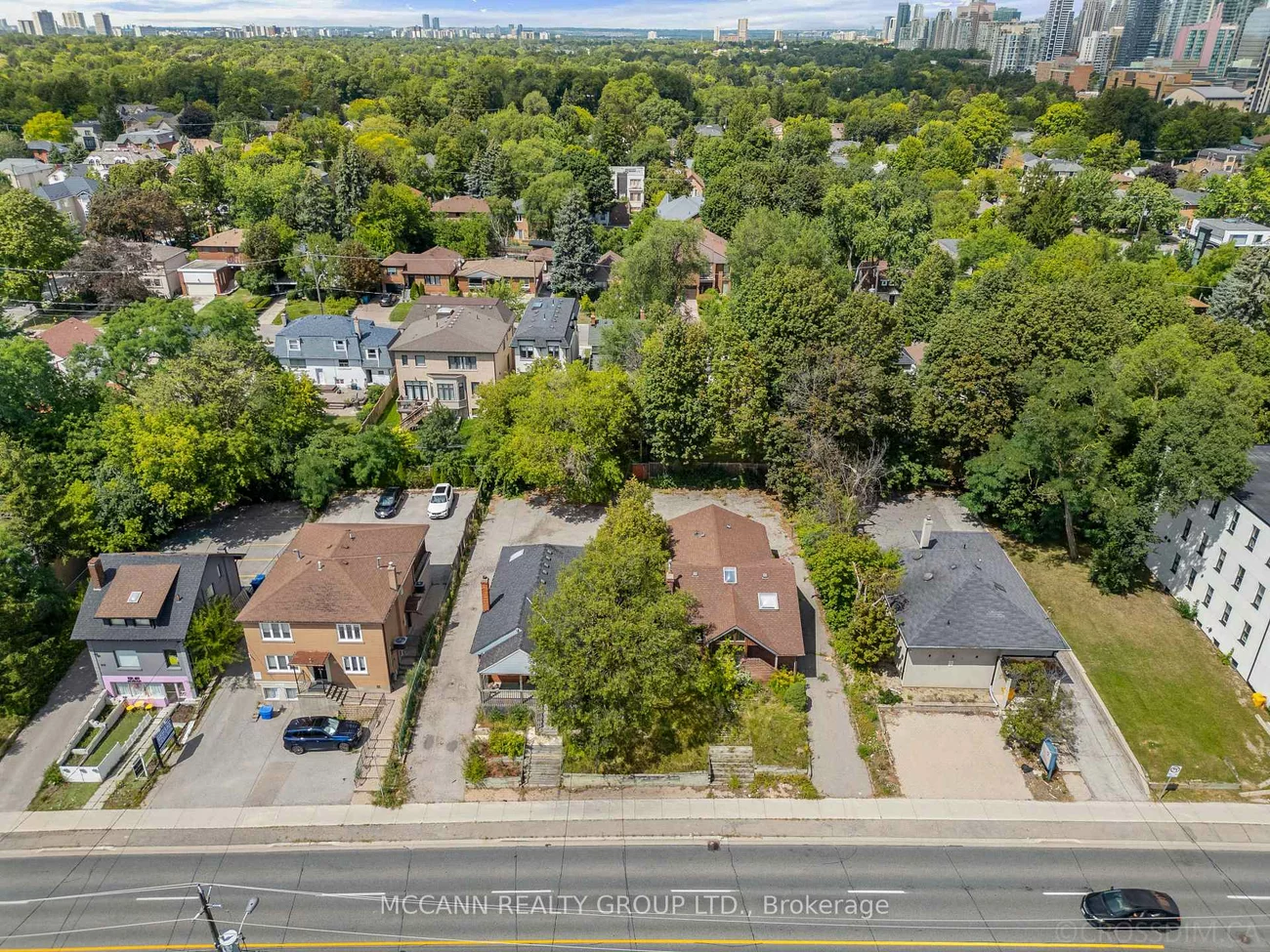110-112, Sheppard, Lansing-Westgate, Toronto