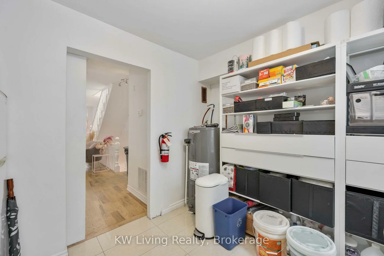 617, King, Waterfront Communities C1, Toronto